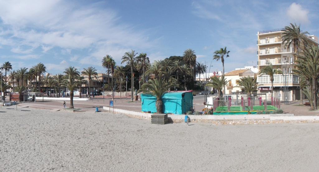 Hotel Lido Santiago De La Ribera Bagian luar foto