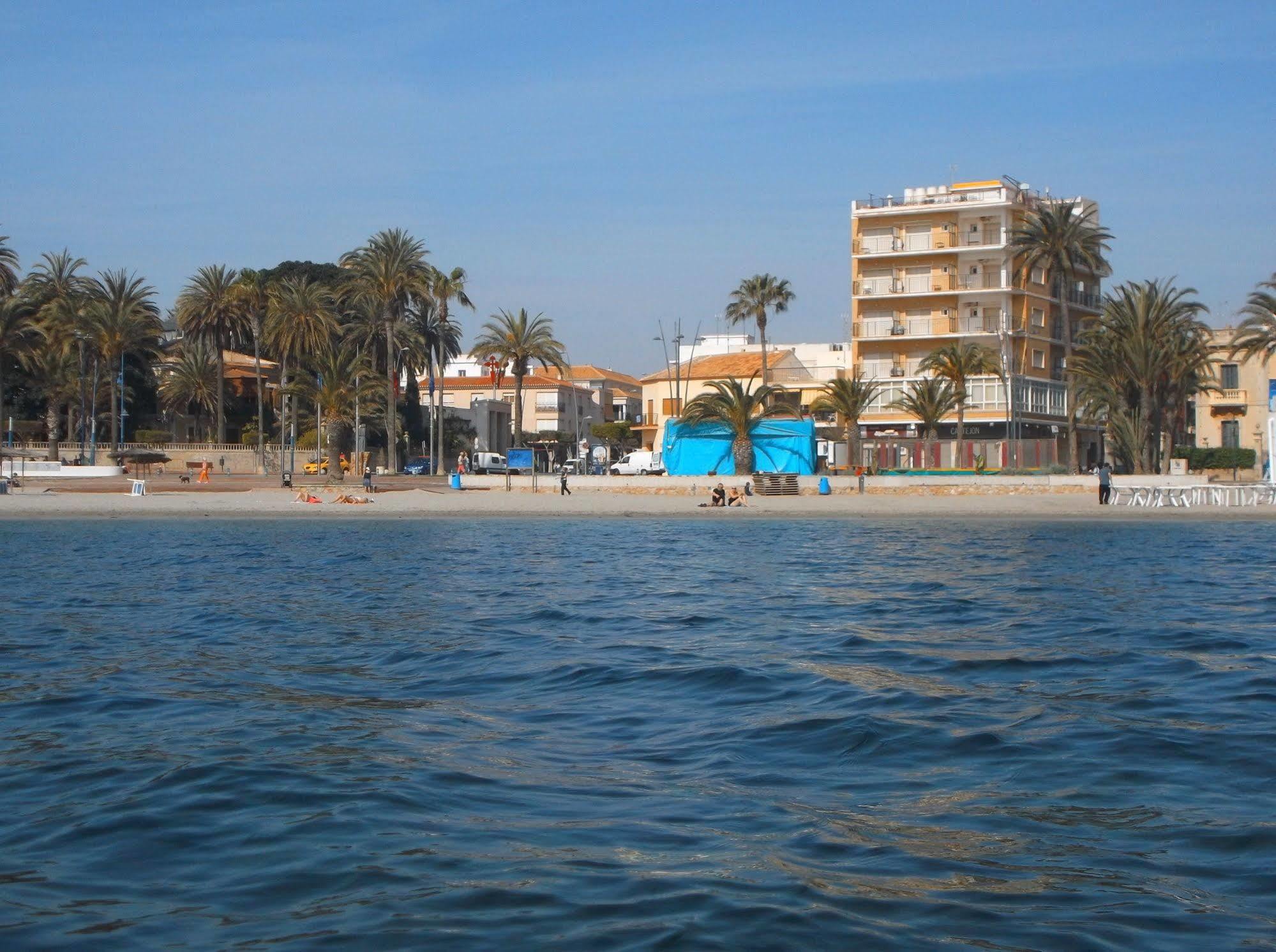 Hotel Lido Santiago De La Ribera Bagian luar foto